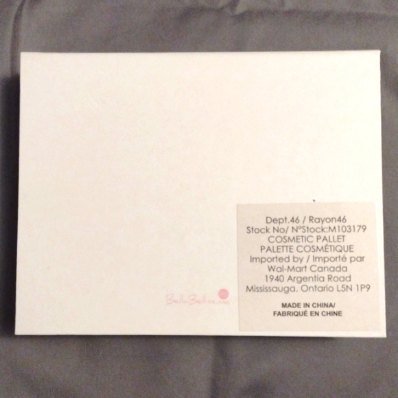 Bella Bellissima Cosmetic Eyeshadow Colour Pallette with 5 Brush Heads - Picture 10 of 10